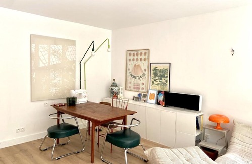 Combat Apartment | Bright cocoon with terrace near Belleville