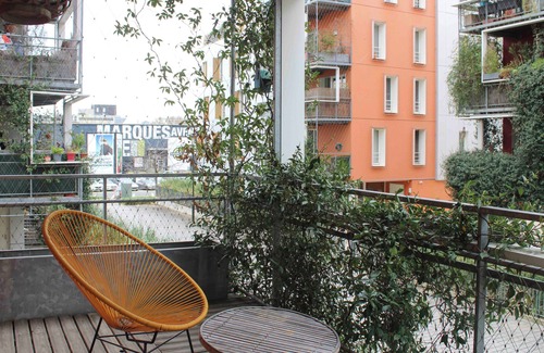 L'Ile-Saint-Denis Apartment | Bright, comfortable apartment