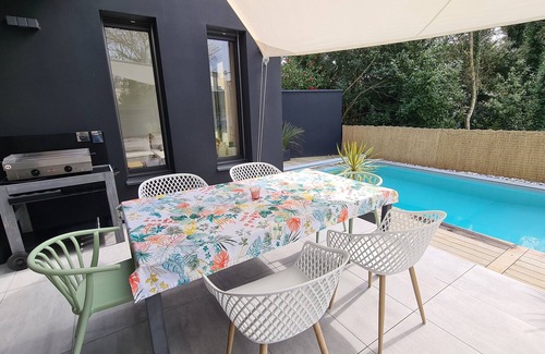 Bruz House | Bright contemporary house in Brittany