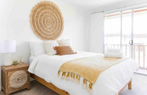 Tweed Heads South Apartment | Bright & Cosy 2 Bed, 2 Bath Apartment, With Pool