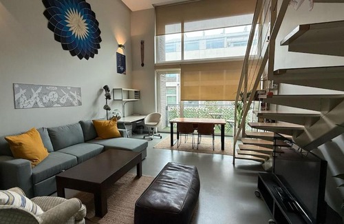 Simancas Apartment | Bright duplex apartment for 4 pax - Camarillo