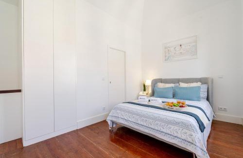 Foz do Douro Apartment | Bright Flat in Historic Foz House by HostWise