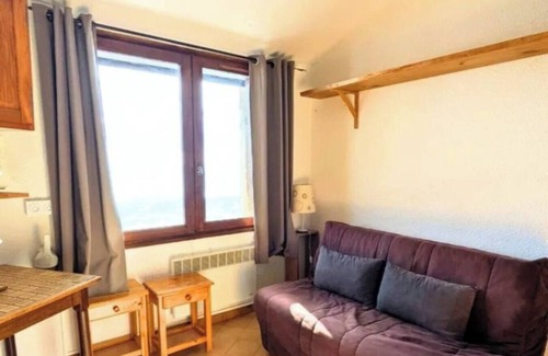 Saint-Michel-de-Chaillol Apartment | Bright 14m2 studio with unobstructed view