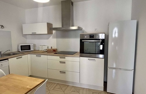 Latour-Bas-Elne House | Bright Ground-Floor Apartment with Garden in Quiet Area, Close to Beach and Shops