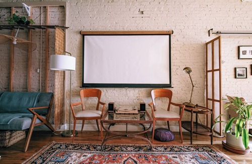 Williamsburg Apartment | Bright Loft ~ Full Floor ~ 5 Windows ~ Projector ~ Williamburg ~ Near Waterfront