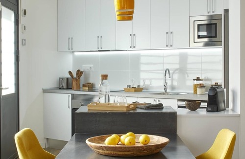 El Guinardo Apartment | Bright loft in a quiet neighborhood.