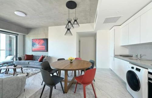 Bomonti House | Bright Lovely Modern 2bd25 Condo Poolgym! #220