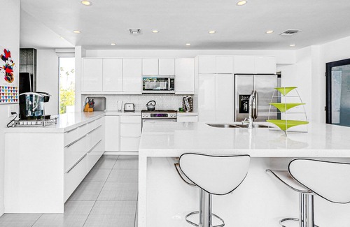 Deep Well Ranch House | Bright mid-century modern home w/private pool and spa, gas grill, dogs welcome