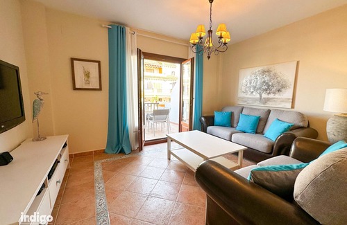 Costa Esuri Apartment | Bright, Modern, 3 Bedroom, Duple Apartment OHA001