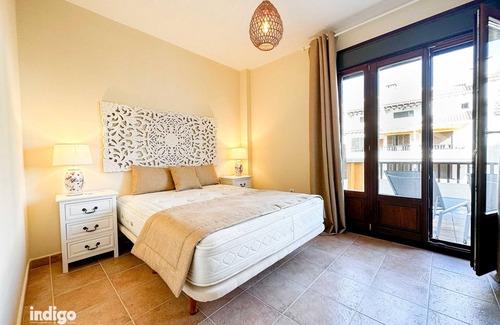 Costa Esuri Apartment | Bright, Modern, 3 Bedroom, Duple Apartment OHA001
