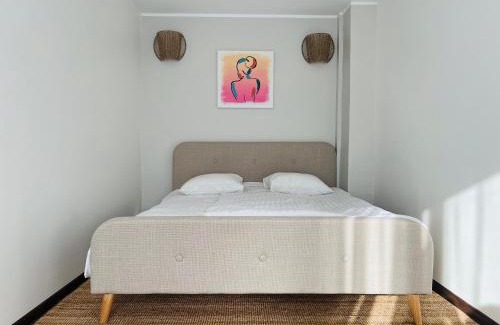 Kuressaare Apartment | Bright Modern Apartment - Central Kuressaare