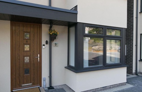 Llanfairfechan House | Bright Modern Home near Snowdonia and Llandudno