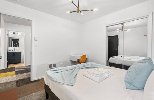 Downtown Apartment | Bright Modern One BR Apartment in SFO