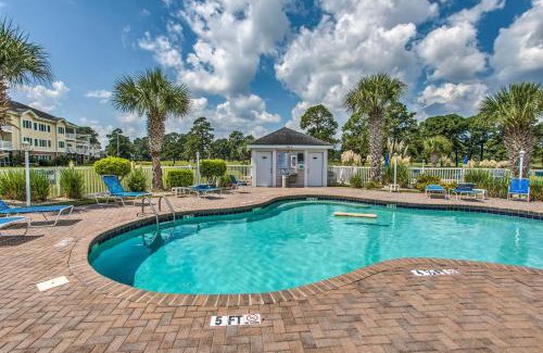Central Myrtle Beach Apartment | Bright Myrtle Beach Condo with Balcony!