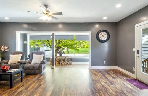 New Albany House | Bright New Albany Home 12 Mi to Churchill Downs