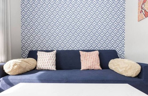 Mission Hills Apartment | Bright ☀️ Old Town. Parking/WiFi. Cable/Walk to All