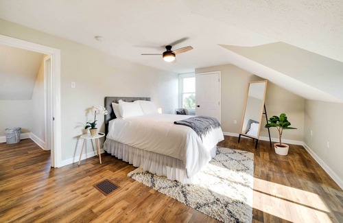 Pittsburgh Apartment | Bright Pittsburgh Apt, Walk to Grandview Ave!