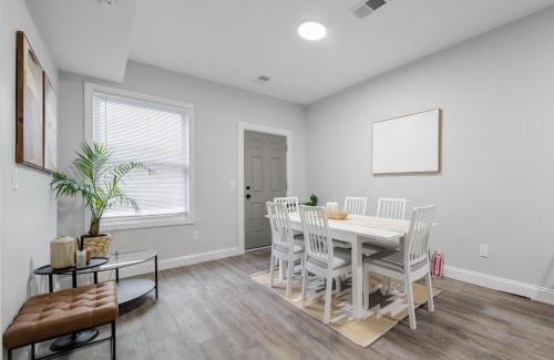 South Boston Apartment | Bright Private Room Near Beaches, Public Transit