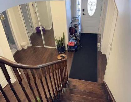Mississauga House | Bright private single bedroom V02 on second floor