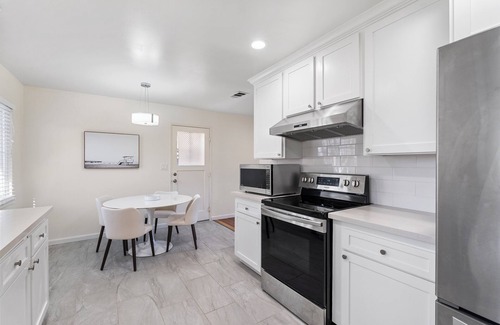 West San Jose House | Bright Sanctuary on Klamath #42333