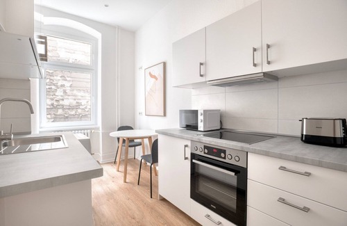 Schoeneberg Apartment | Bright Schöneberg 1BR, Great Location, by Blueground
