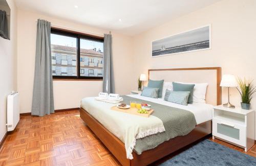 Ramalde Apartment | Bright & Spacious Flat by Host Wise