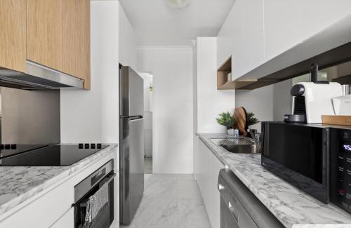 Surry Hills Apartment | Bright & Spacious Surry Hills Apartment