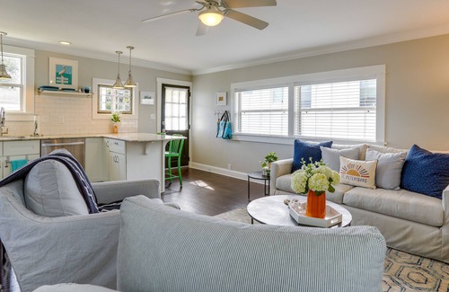 Historic Old Northeast Apartment | Bright St Petersburg Apartment, Walk to Downtown!