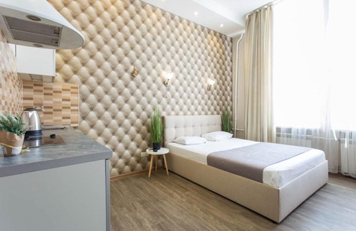 Petrovskoye Apartment | Bright studio in the Center - Hrekivska str. 3