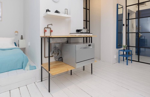 Saska Kepa Apartment | Bright Studio Szczuczyńska by Renters
