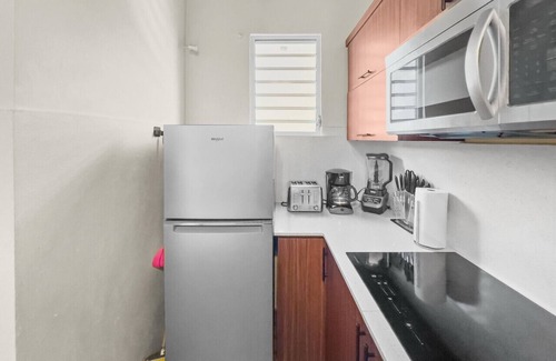 Santurce Villa | Bright & Stylish Apt @ Calle Loiza - Walk to Beach