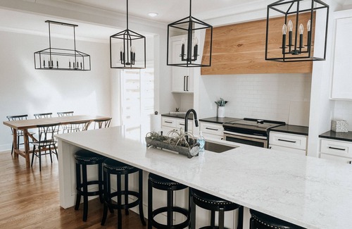 Chattanooga House | Bright stylish home minutes to downtown! New build with HUGE pool/hot tub combo!