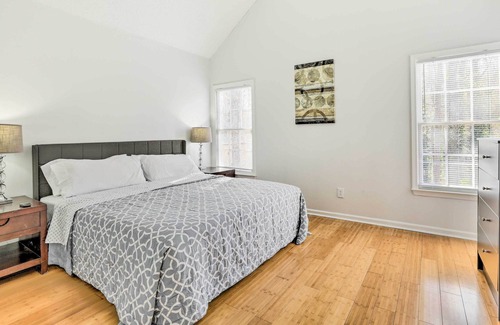 Sugar Hill House | Bright Sugar Hills Home ~ 5 Mi to Lake Lanier