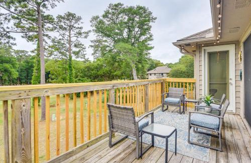 Sea Trail Apartment | Bright Sunset Beach Condo with Golf Course View