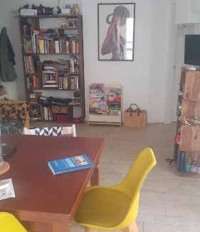 Precotto Apartment | Bright three-room apartment with terrace in Milan