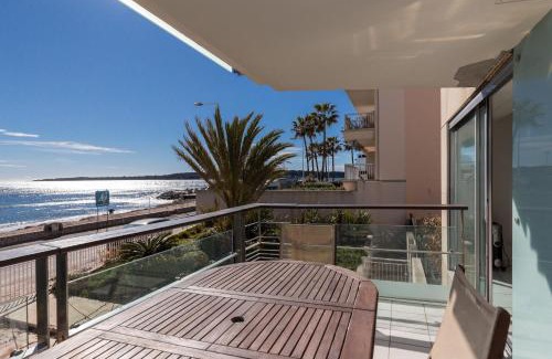 Pointe Croisette Apartment | Bright two bedroomed apartment on the beach in Cannes with huge terrace with fabulous sea views - 2001
