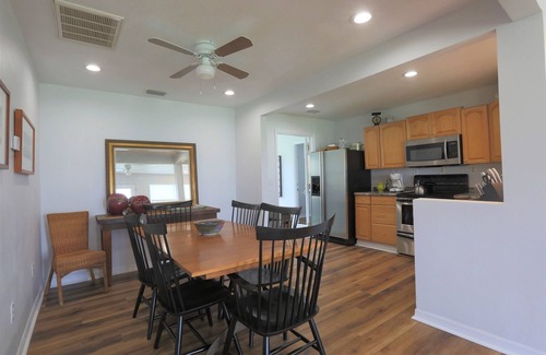 Winter Haven House | Bright Waterfront Home on Winter Haven's Lake Jessie