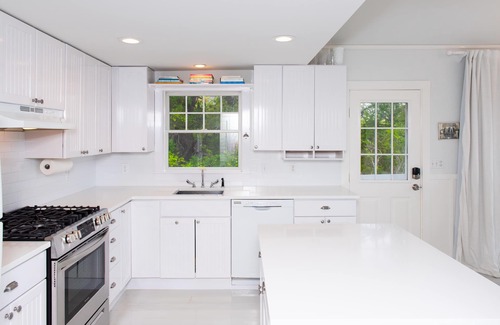 Napeague Cottage | Bright White Beach House, Just a Short Stroll to Ocean- A Sunset to End Everyday