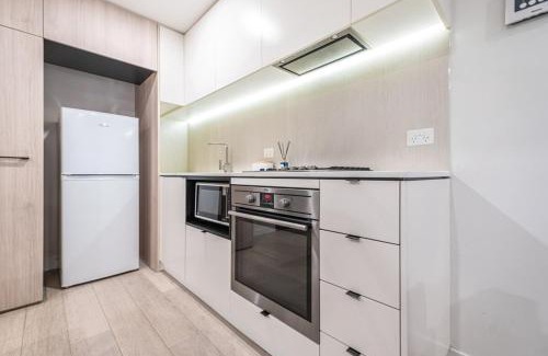 South Yarra Apartment | Brightly Place 1br1ba In Southyarra Wifi Balcony