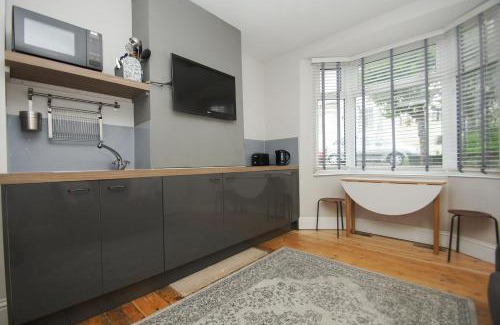 Brighton Apartment | Brighton Abode - by Brighton Holiday Lets