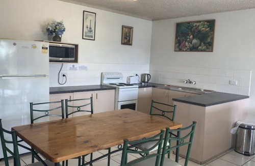 Golden Beach Apartment | BRIGHTON LE SANDS UNIT 6