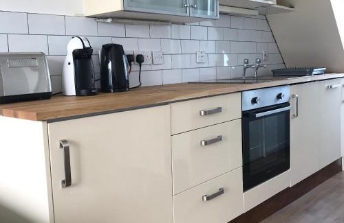 Seafront Apartment | Brighton Marina Floating home