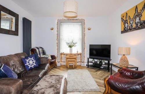 Nefyn House | Brigwyn