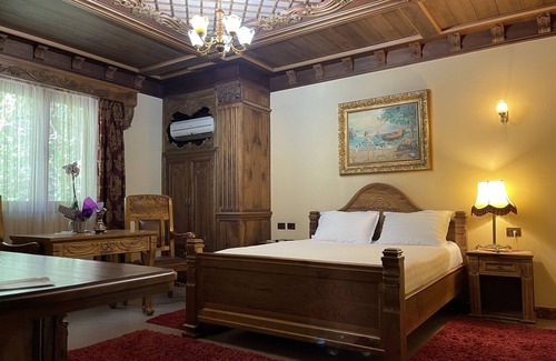 Tirana Hotel | Brilant Antik Hotel
