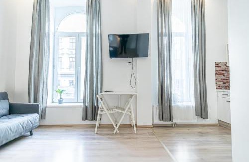 Neulerchenfeld Apartment | Brilliant 1BR Apt - Perfect for Longstays
