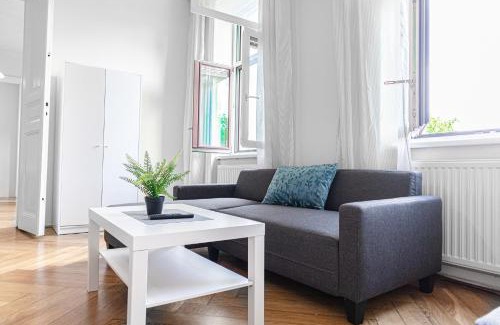 Wahring Apartment | Brilliant