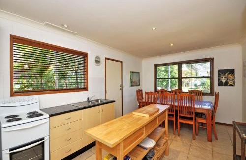 Tea Gardens House | Brilliant Location