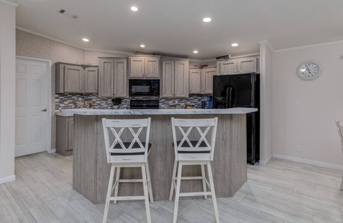 Citrus Springs House | Bring your boat, close to the springs, state parks, lakes and Gulf.