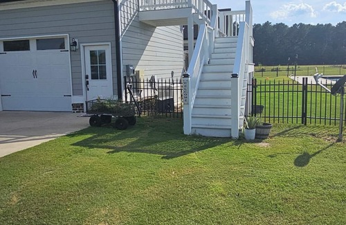 Williston Apartment | Bring your horses!1 Bdrm Apt, sleeps four in a quiet country setting.