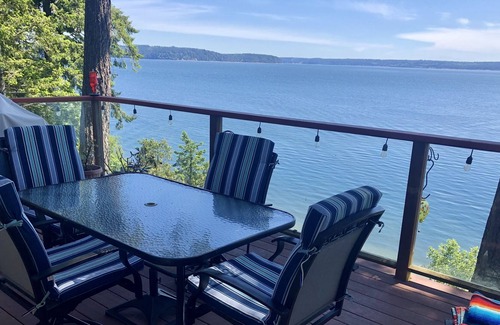 Brinnon House | Brinnon Paradise Waterfront Home!